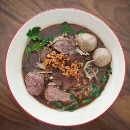 ก๋วยเตี๋ยวห้อยขา ท่าข้าม