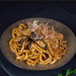 Yaki Udon อุด้งผัดซอส