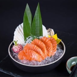 SALMON SASHIMI ซาชิมิแซลมอน