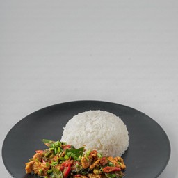 ผัดพริกแกง หมู ราดข้าว