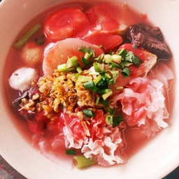 ก๋วยเตี๋ยวหมูต้มยำโบราณ