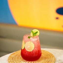 แดงมะนาวโซดา