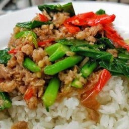ข้าวคะน้าหมูสับ