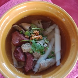 ก๋วยจั๊บน้ำใส