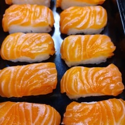 ซูชิ+ทะเลดอง anothai sushi สาขาคอนโดบีชเมาท์เท้น จอมเทียน