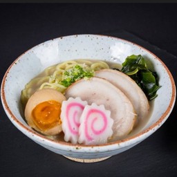 Tonkatsu Ramen ราเม็งซุปกระดูกหมูเข้มข้น
