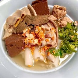 ก๋วยจั๊บน้ำใส