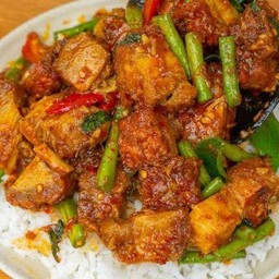 ข้าวพริกแกง