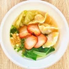 เกี๊ยวน้ำหมูแดง