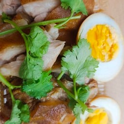 ขาหมูทวีทรัพย์