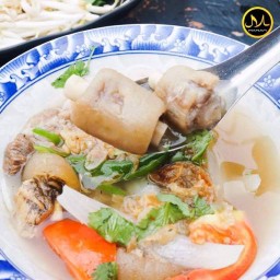 ซุปหางพิเศษ