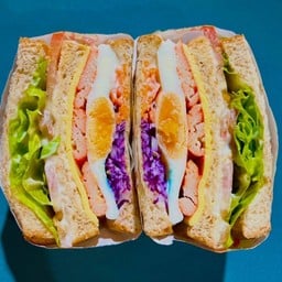 แซนวิช สลัดโรล ลิลิ