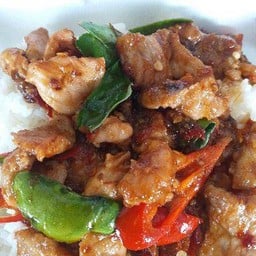 ข้าวราดหมูผัดกะปิ