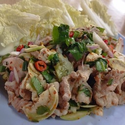 น้ำตกหมู