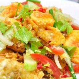 ยำไข่ดาว