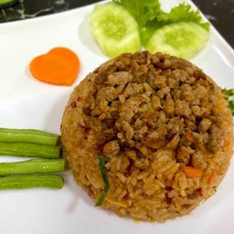 ข้าวผัดต้มยำ หมู