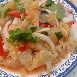 ยำแมงกะพรุน