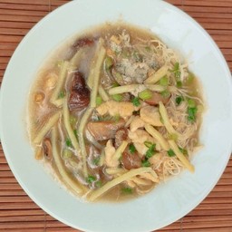 กระเพาะปลาฮ่องกงและอาหารตามสั่ง