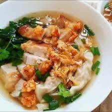 เกี๊ยวหมูกรอบ