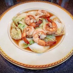 ผัดผักกาดข้าวใส่กุ้ง ราดข้าว