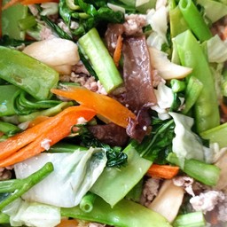 ผัดผักรวมหมูสับ(เป็นกับข้าว)