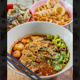 ก๋วยเตี๋ยวเรือน้ำ