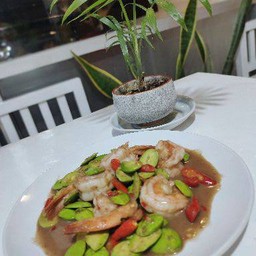 สตอกะปิกุ้งสด