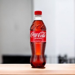 โค้ก พร้อมน้ำแข็ง