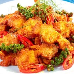 ผัดเผ็ดหมูป่า