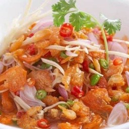 ยำกุ้งแห้ง