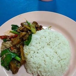 น้องเมฆ อาหารตามสั่ง ปากน้ำ