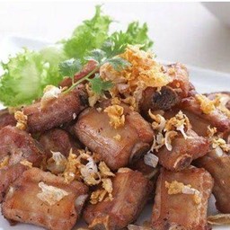 ซี่โครงทอดกระเทียม