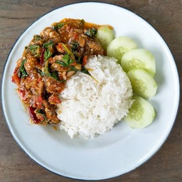 กะเพราปลากระป๋อง