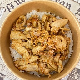 ข้าวไก่ทอดกระเทียม