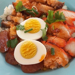 ข้าวหมูแดงพิเศษ