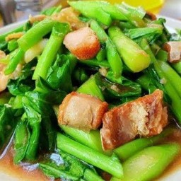 คน้าหมูกรอบ