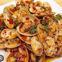 หอยลายผัดพริกเผา