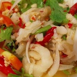 ยำเล็บมือนาง