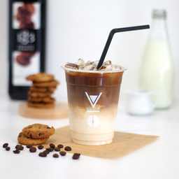 Chocolate Cookie Latte