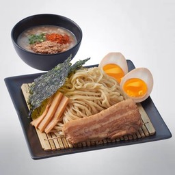 คาคูนิ ทงคตสึ เกียวไค ซารุ ราเมน