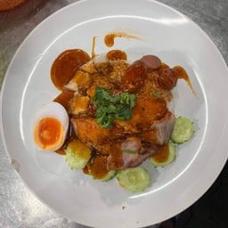 ร้านแจ๋ว ข้าวมันไก่ ขาหมู หมูแดง หมูกรอบ ก๋วยจั๊บ เกาเหลาเลือดหมู