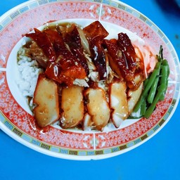 ข้าวหน้าเป็ด+หมูแดง