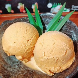 ไอติมชาไทย2ลูก