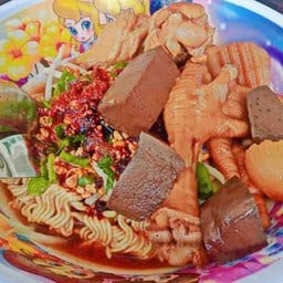 ก๋วยเตี๋ยวไก่บุฟเฟต์พันล้าน