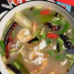 ต้มโคล้งทะเล