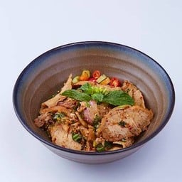 น้ำตกคอหมูย่าง