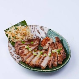 คอหมูย่าง