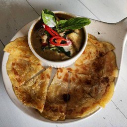 โรตีแกงเขียวหวานไก่