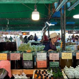 aromadrink น้ำดื่มสมุนไพรไทย ตลาดนัดมนรดา