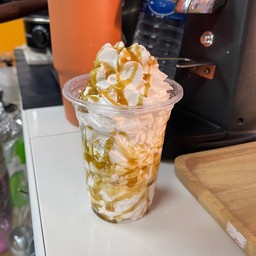 วิปครีมล้วนราดคาราเมล